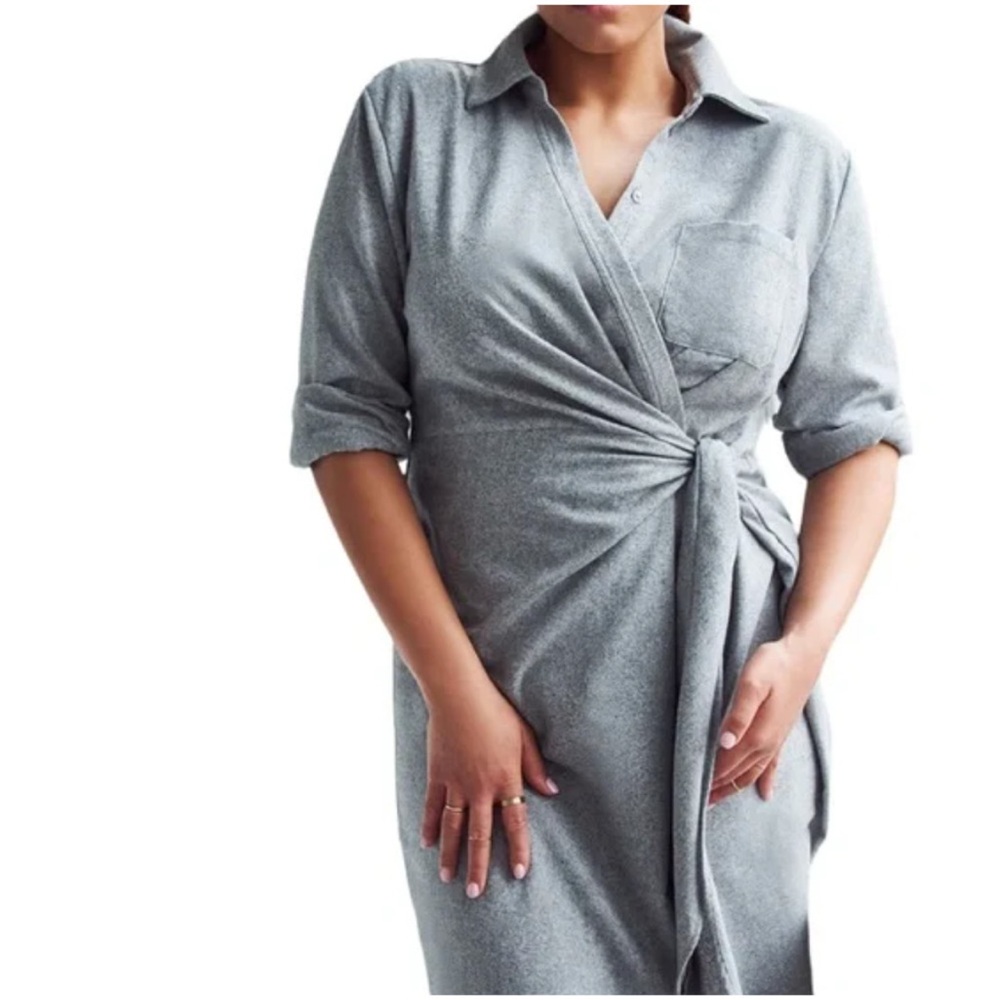 Eloquii Gray Wrap Robe with 3/4 Sleeves